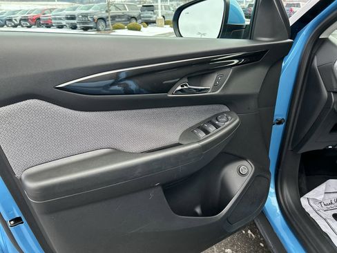 Used 2025 Chevrolet TrailBlazer LT w/ Convenience Package image 19