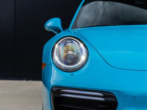 Certified 2017 Porsche 911 Turbo S AWD/4WD image 20