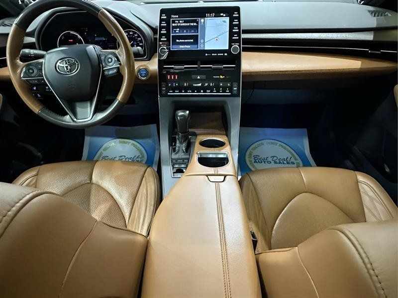 Used 2021 Toyota Avalon Limited w/ Advanced Safety Package FWD image 19