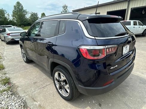 Used 2019 Jeep Compass Limited AWD/4WD image 5