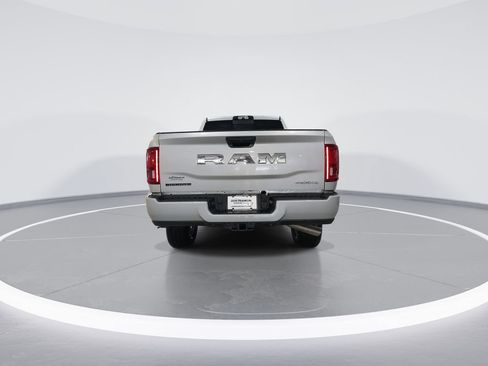 New 2026 RAM 2500 Big Horn AWD/4WD image 7