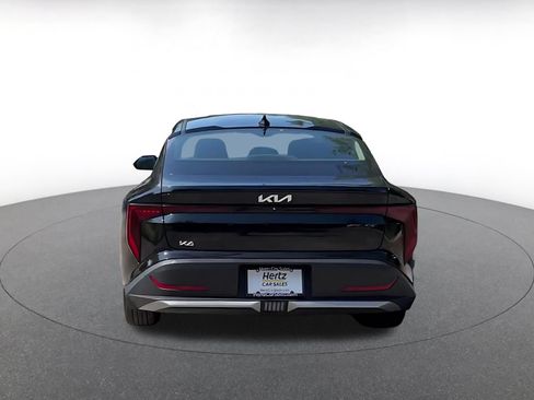 Used 2025 Kia K4 FWD image 12