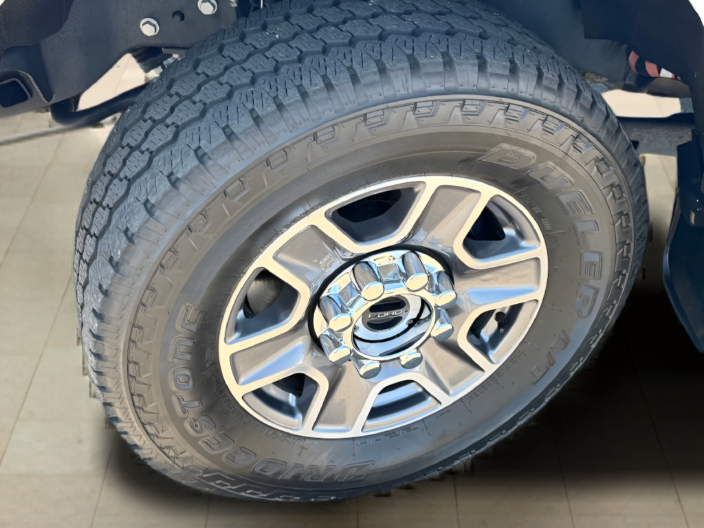 Used 2025 Ford F250 Lariat AWD/4WD image 44
