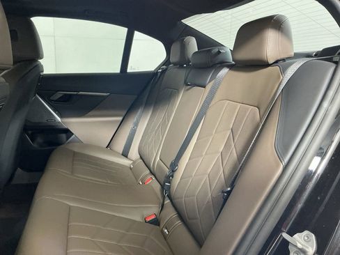 Certified 2025 BMW 530i w/ Premium Package RWD image 25