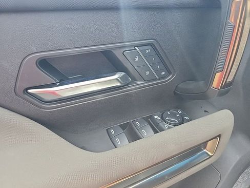 New 2025 GMC Hummer EV 3X image 36