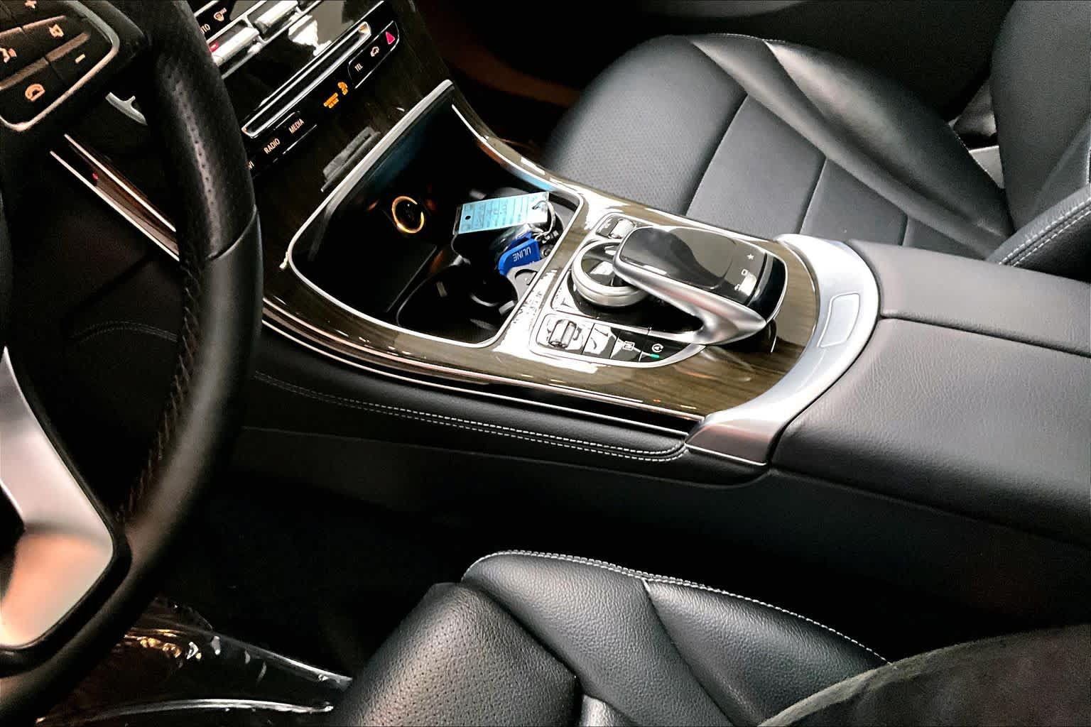 Used 2016 Mercedes-Benz GLC 300 4MATIC image 17