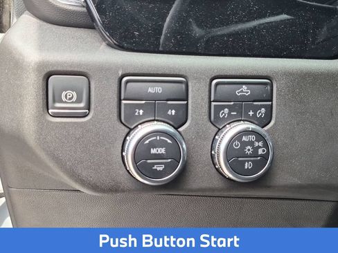 Used 2024 GMC Sierra 1500 Elevation AWD/4WD image 19