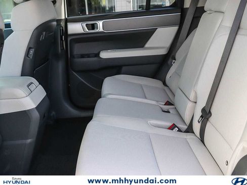 New 2026 Hyundai Santa Fe SE FWD image 18