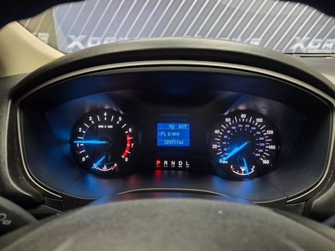 Used 2017 Ford Fusion S FWD image 21