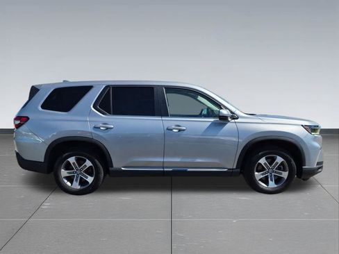 Certified 2025 Honda Pilot EX-L image 6