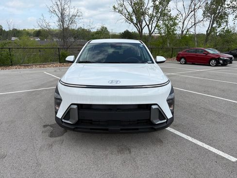 New 2026 Hyundai Kona SE FWD image 8