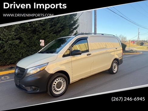 Used 2016 Mercedes-Benz Metris Cargo 3dr Mini Van image 1