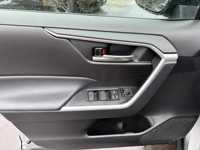 Used 2023 Toyota RAV4 XLE FWD image 7