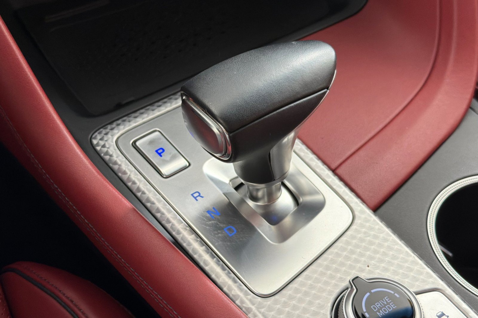 Used 2022 Genesis G70 3.3T Launch Edition AWD/4WD image 19