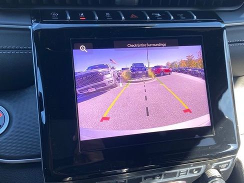 New 2025 Jeep Grand Cherokee Altitude AWD/4WD image 3