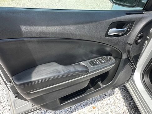 Used 2020 Dodge Charger SXT w/ Leather Interior Group image 25