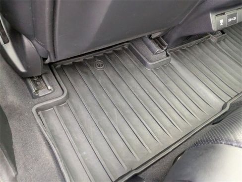 Certified 2023 Acura MDX FWD w/ Technology Package image 38