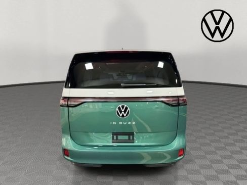 New 2025 Volkswagen ID. Buzz 1st Edition image 4