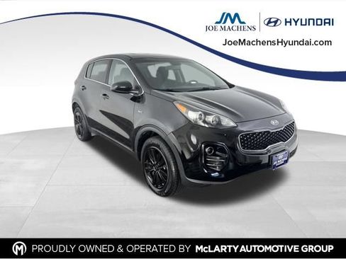 Used 2018 Kia Sportage LX AWD/4WD image 2