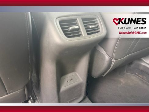 Used 2024 Buick Envision Preferred AWD/4WD image 34