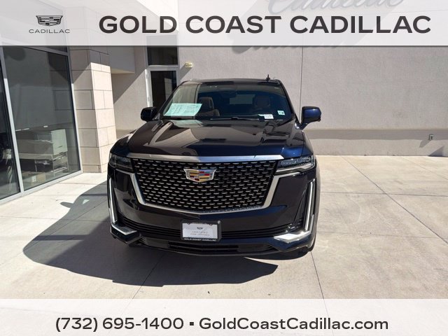 Certified 2023 Cadillac Escalade ESV Premium Luxury w/ Performance Package AWD/4WD image 5