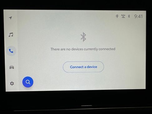 Used 2025 Toyota Camry SE image 28