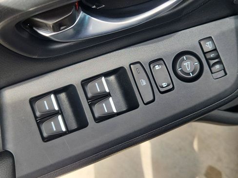 Used 2025 Honda Pilot Black Edition image 24