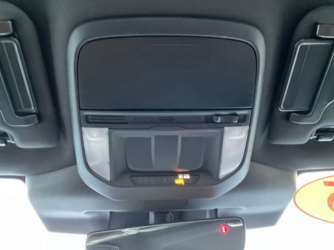 Certified 2025 Subaru Forester image 21