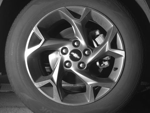 Used 2025 Chevrolet Trax LT image 13