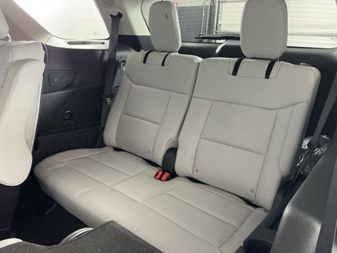 New 2026 Ford Explorer Platinum w/ LUX Leather Package image 32