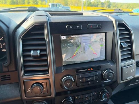 Used 2019 Ford F150 XLT w/ Equipment Group 302A Luxury AWD/4WD image 15