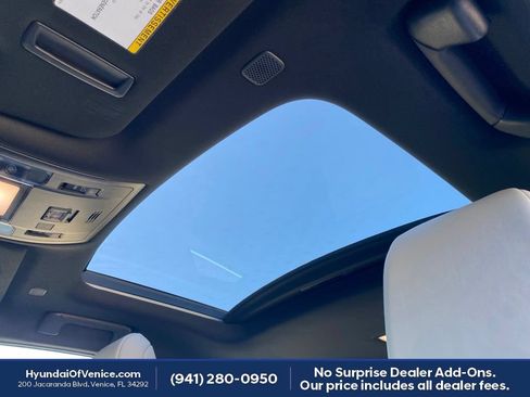Used 2023 Lexus UX 250h FWD w/ Accessory Package (Z2) image 5