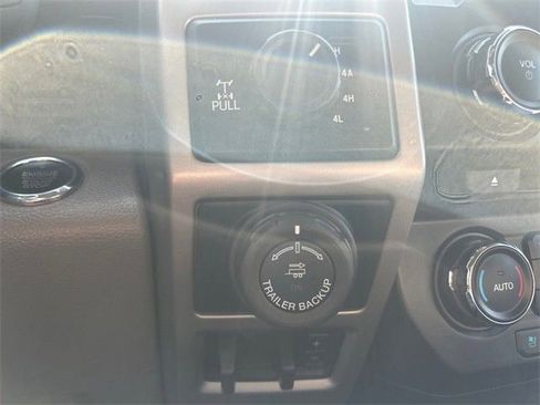 Used 2018 Ford F150 Lariat image 25