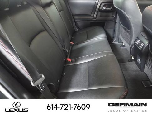 Used 2021 Toyota 4Runner TRD Off-Road Premium w/ Moonroof Package AWD/4WD image 23