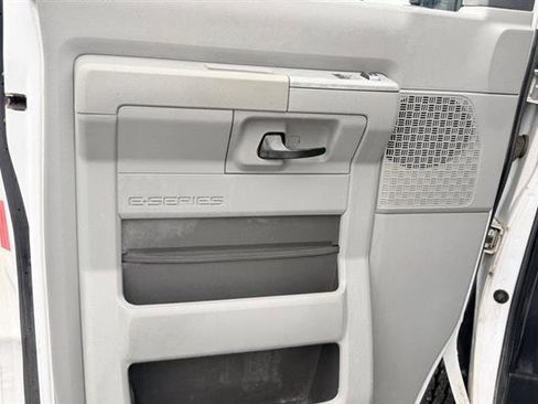 Used 2013 Ford E-350 and Econoline 350 Super Duty w/ Commercial Cargo Van Pkg RWD image 15