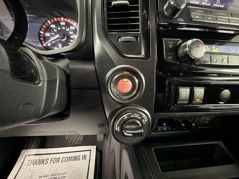 Used 2021 Nissan Titan PRO-4X w/ Pro-4x Utility Package AWD/4WD image 17