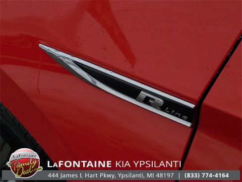 Used 2021 Volkswagen Jetta R-Line w/ R-Line Cold Weather Package image 8