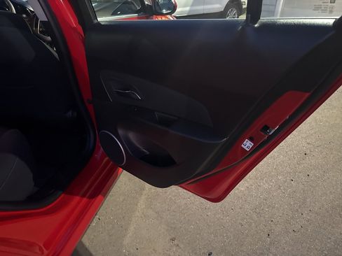 Used 2016 Chevrolet Cruze LT w/ Sun And Sound Package image 43