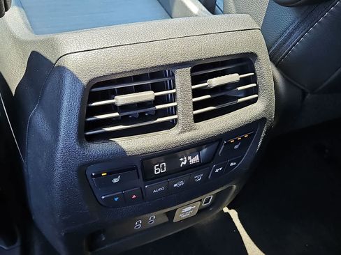 Used 2021 Honda Pilot Touring image 28