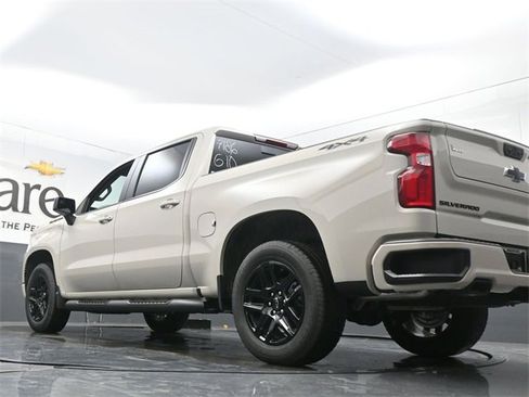 New 2026 Chevrolet Silverado 1500 RST w/ Dark Appearance Package image 5