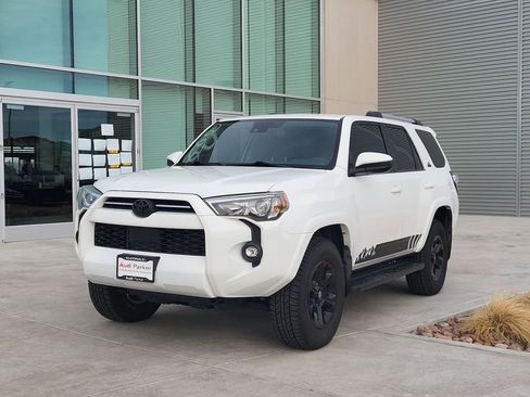 Used 2021 Toyota 4Runner SR5 image 4