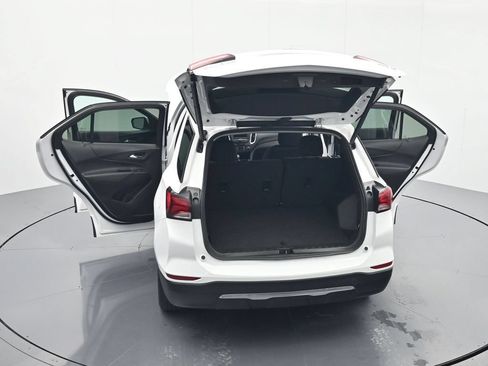 Used 2024 Chevrolet Equinox LT AWD/4WD image 45