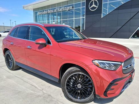 New 2026 Mercedes-Benz GLC 300 image 1