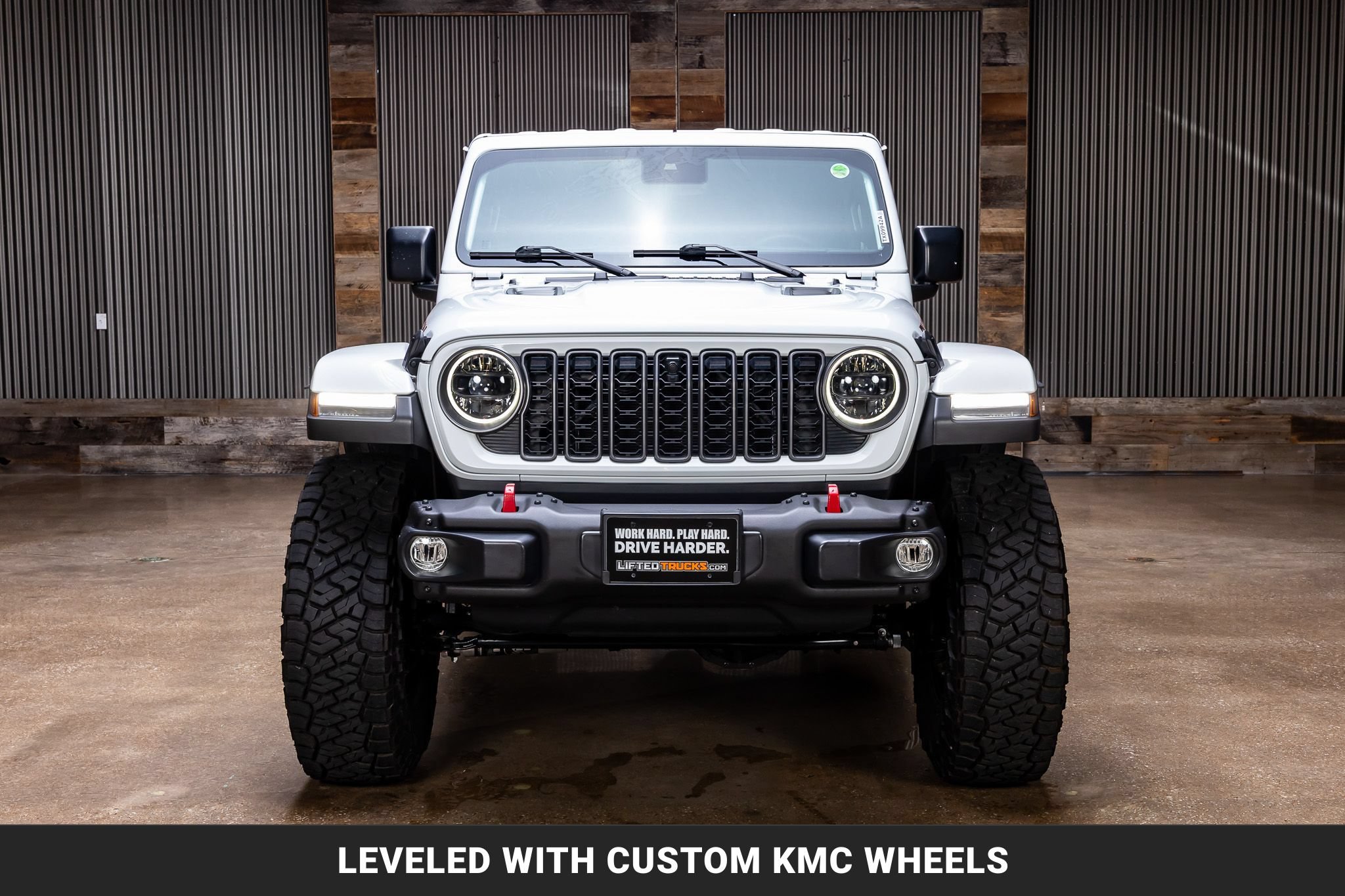 Used 2024 Jeep Wrangler Unlimited Rubicon AWD/4WD image 3