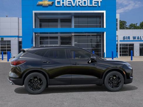 New 2026 Chevrolet Blazer LT image 5