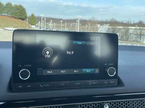 Used 2023 Honda Civic Sport image 31