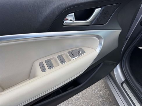 Certified 2026 Genesis G70 2.5T image 15