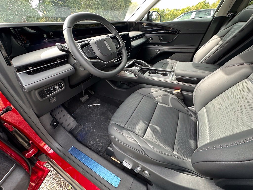 New 2026 Lincoln Nautilus Reserve AWD/4WD image 15
