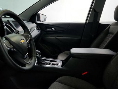 Used 2024 Chevrolet Equinox LT image 12