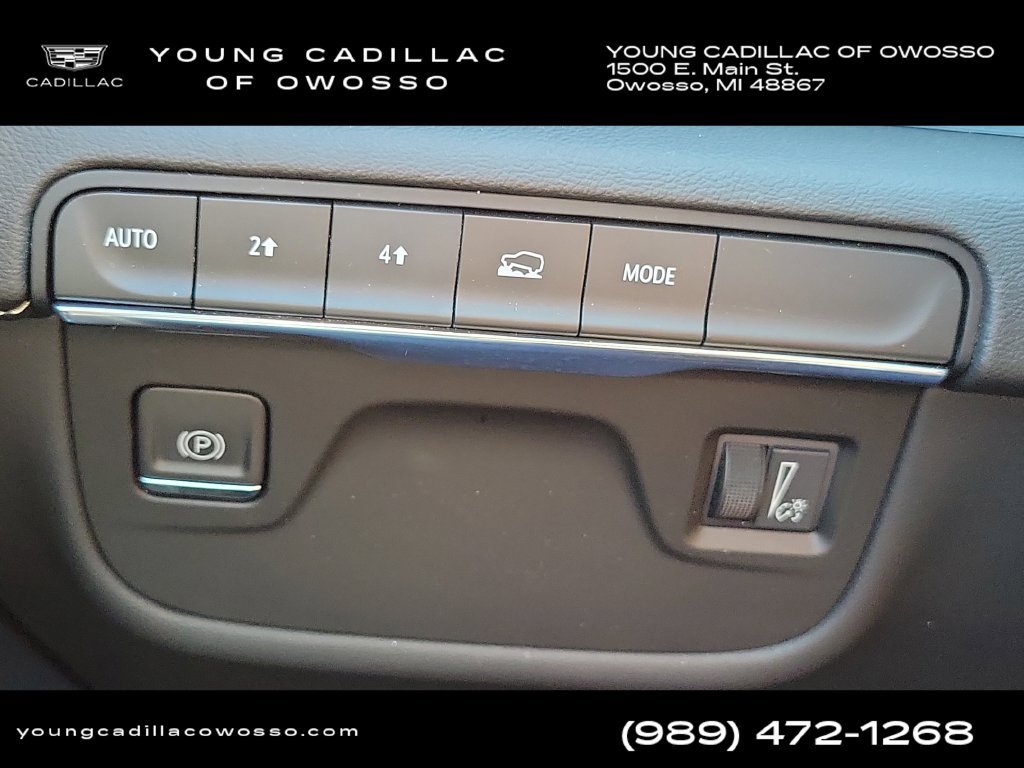 Used 2024 Cadillac Escalade Premium Luxury w/ LPO, Floor Liner Package AWD/4WD image 11